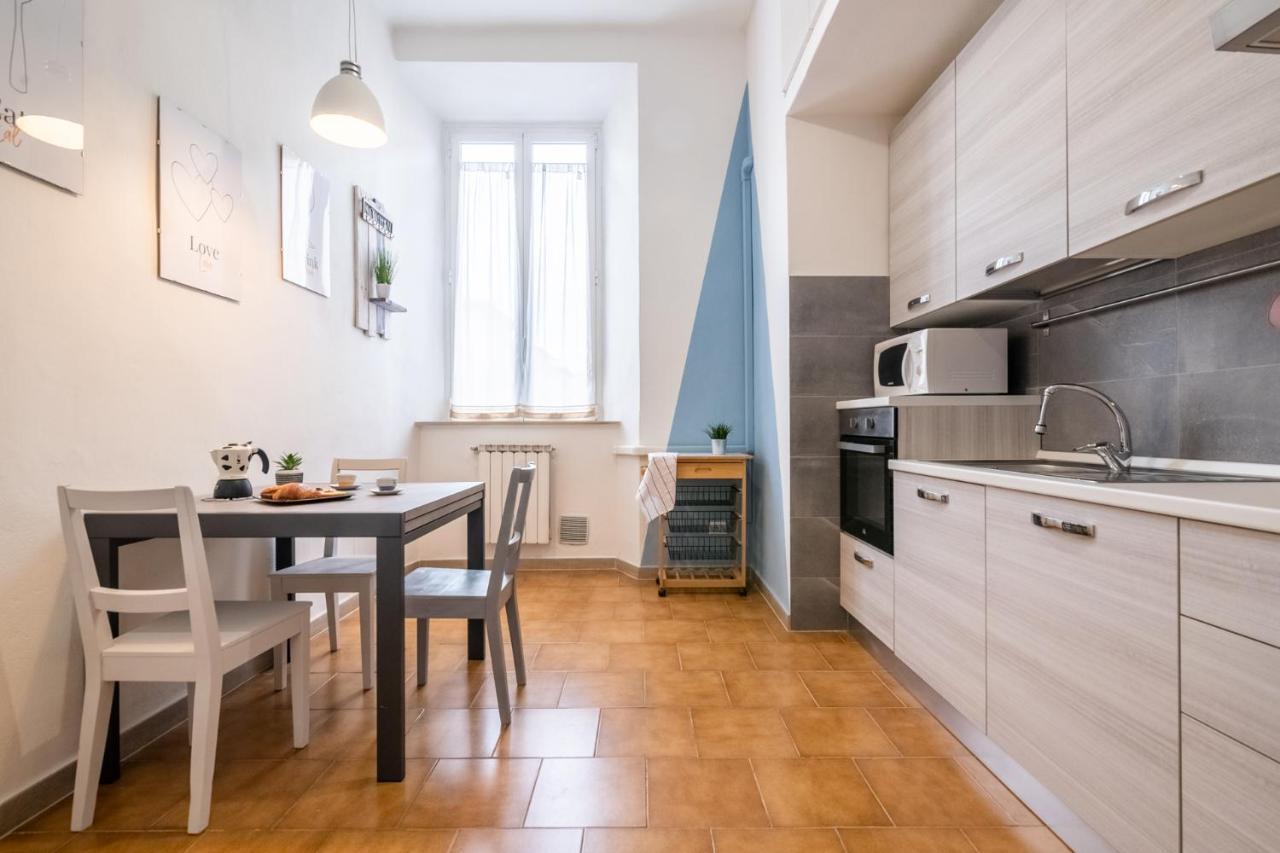 Travel & Station By Pleiades Apartment