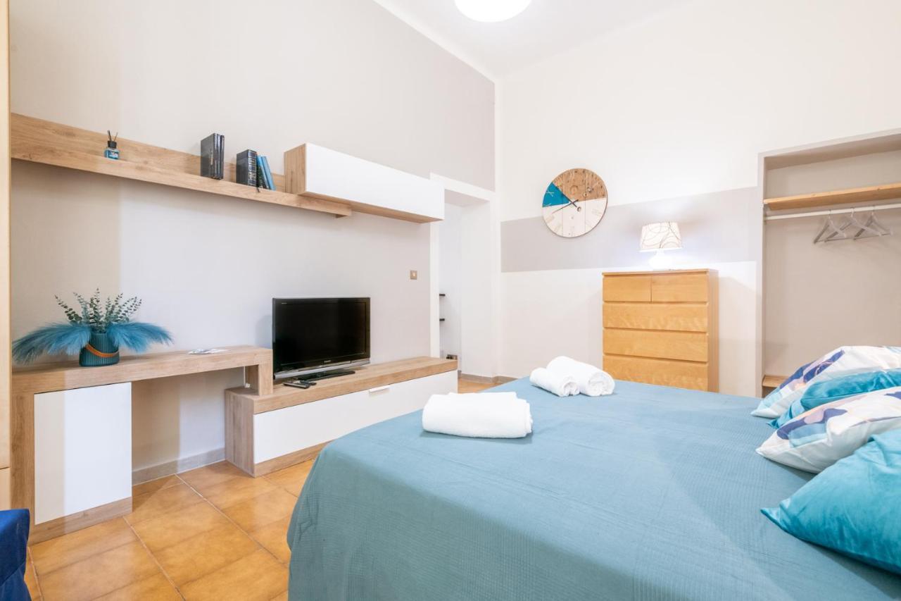 Travel & Station By Pleiades Apartment